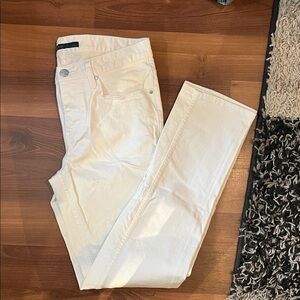 White Straight-Leg Jeans Perry Ellis mid rise 98% cotton